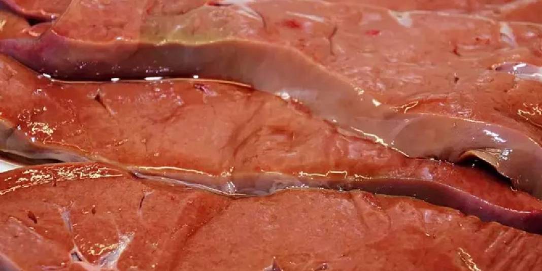 Süper gıdalar raf dışı kalıyor! Ne lahana ne de yeşil çay: Bu etin bir parçası hepsine meydan okuyor! 2